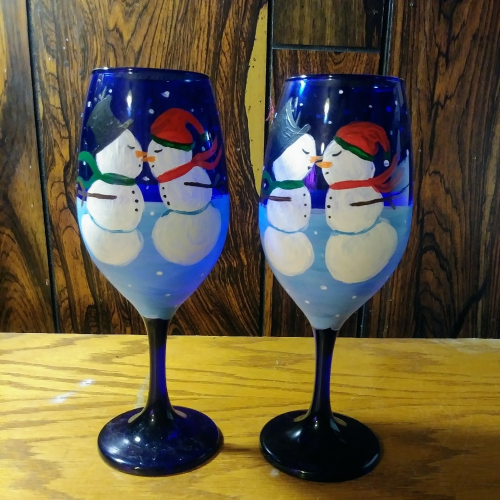 Hand Painted Cobalt Blue Wine Glasses Kissing Snowmen Christmas Winter Set of 2